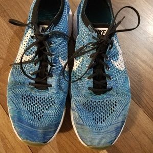 Womens fly knit Nikes